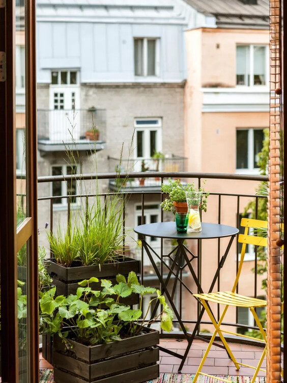 green balcon