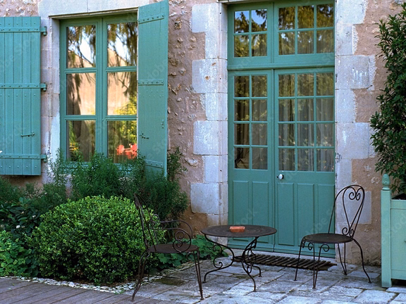 portes et fenêtres vert